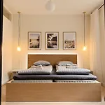 Luxury 3-bedroom On Beautiful Street Of Apartment