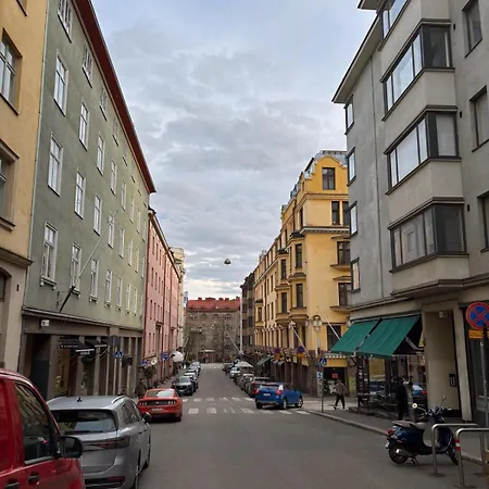 Luxury 3-bedroom On Beautiful Street Of * Helsinki