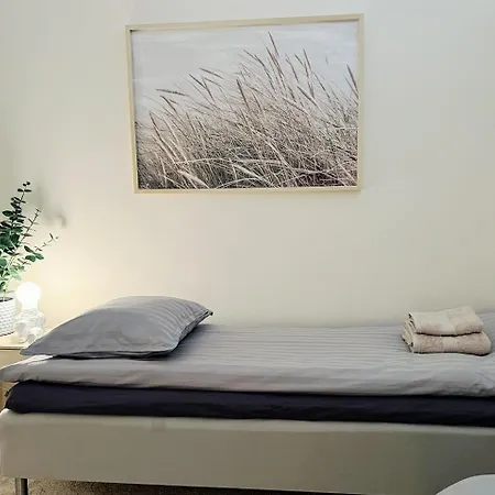 Luxury 3-bedroom On Beautiful Street Of Appartement Helsinki