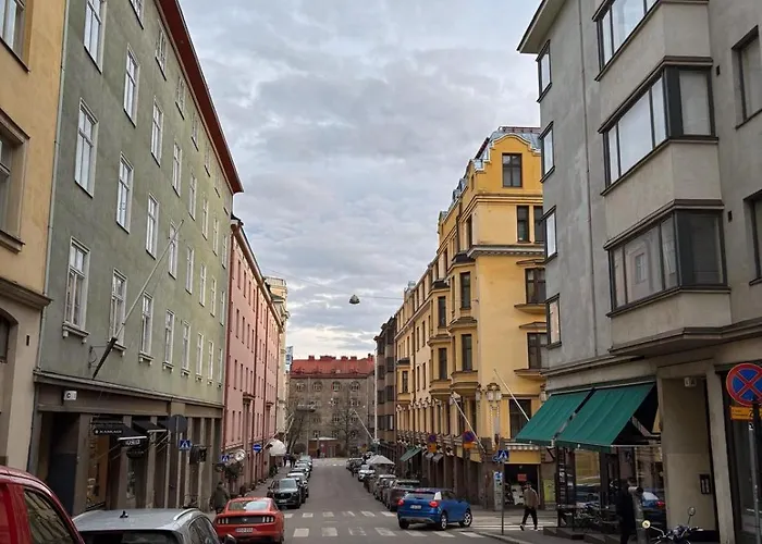 Luxury 3-bedroom On Beautiful Street Of * Ελσίνκι