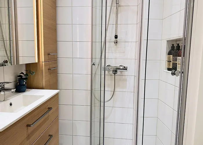 Luxury 3-bedroom On Beautiful Street Of Διαμέρισμα Ελσίνκι