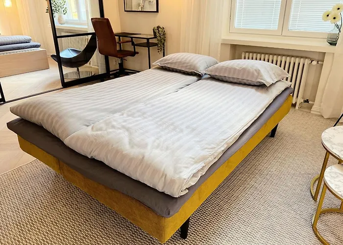 Luxury 3-bedroom On Beautiful Street Of