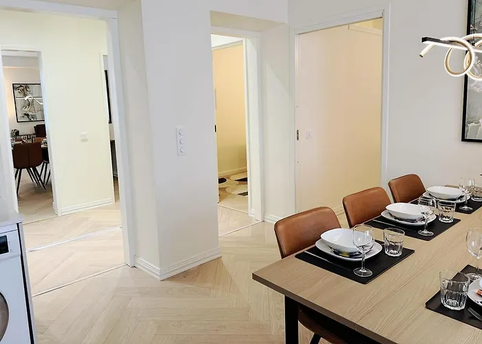 Luxury 3-bedroom On Beautiful Street Of Διαμέρισμα Ελσίνκι