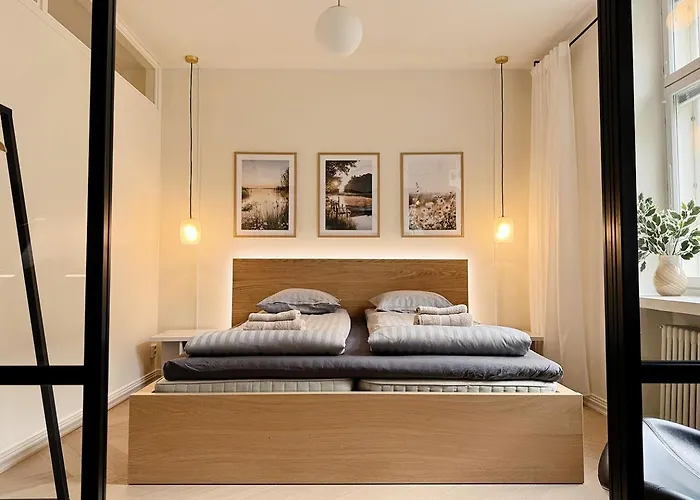 Luxury 3-bedroom On Beautiful Street Of Διαμέρισμα