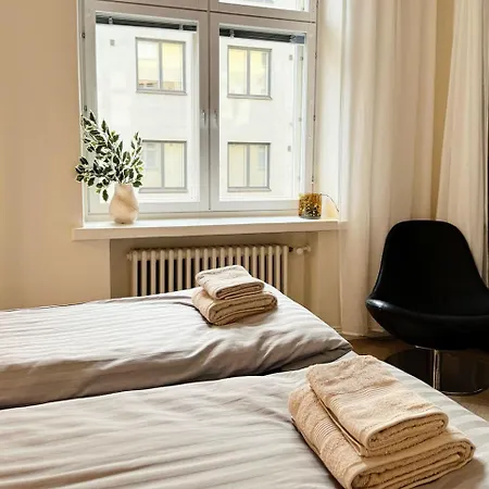 Διαμέρισμα Luxury 3-bedroom On Beautiful Street Of *